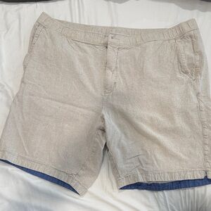 Tommy Bahama Light Tan Men's linen Shorts